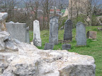 photo: Beckov castle cemetery